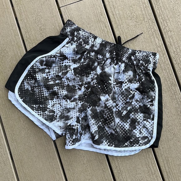 Running Athletic Shorts Black Print - Picture 7 of 10